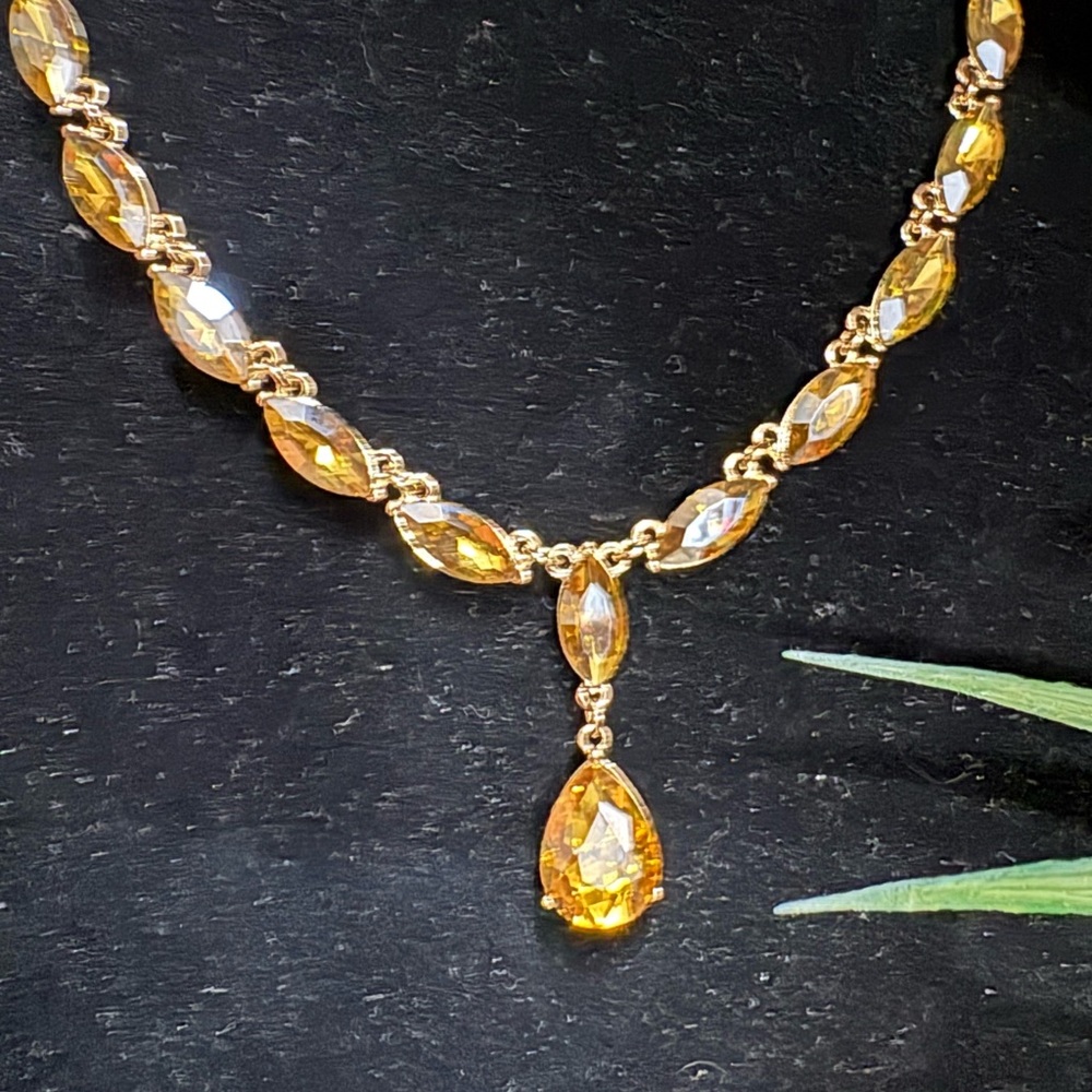 MONET VINTAGE ART NECKLACE - Picture 9 of 12